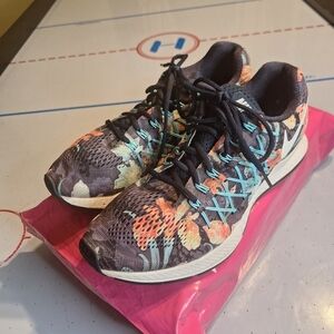 Nike Black and Orange Sneakers Athletic Design